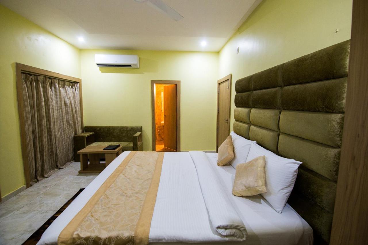 The River Front Resort Sitapur Muafi Экстерьер фото