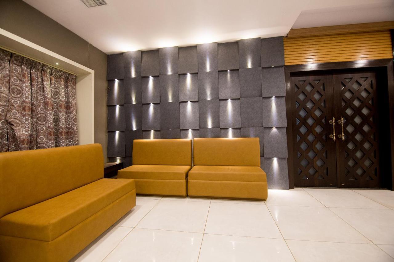 The River Front Resort Sitapur Muafi Экстерьер фото